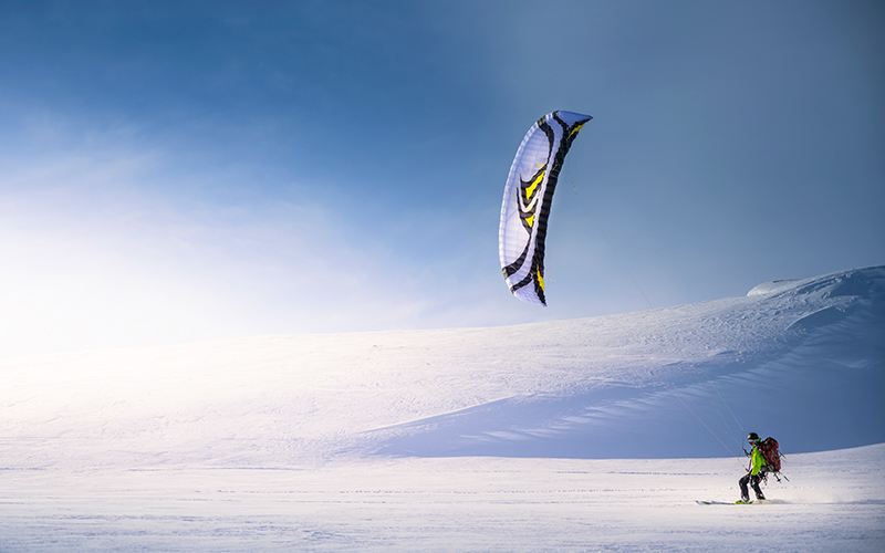 Snowkiting in Flaine, the French Alps