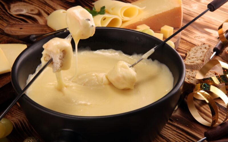 A delicious pot of Swiss fondue